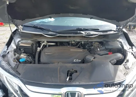 2018 Honda Odyssey Touring из США, поврежденный, VIN 5FNRL6H85JB078109